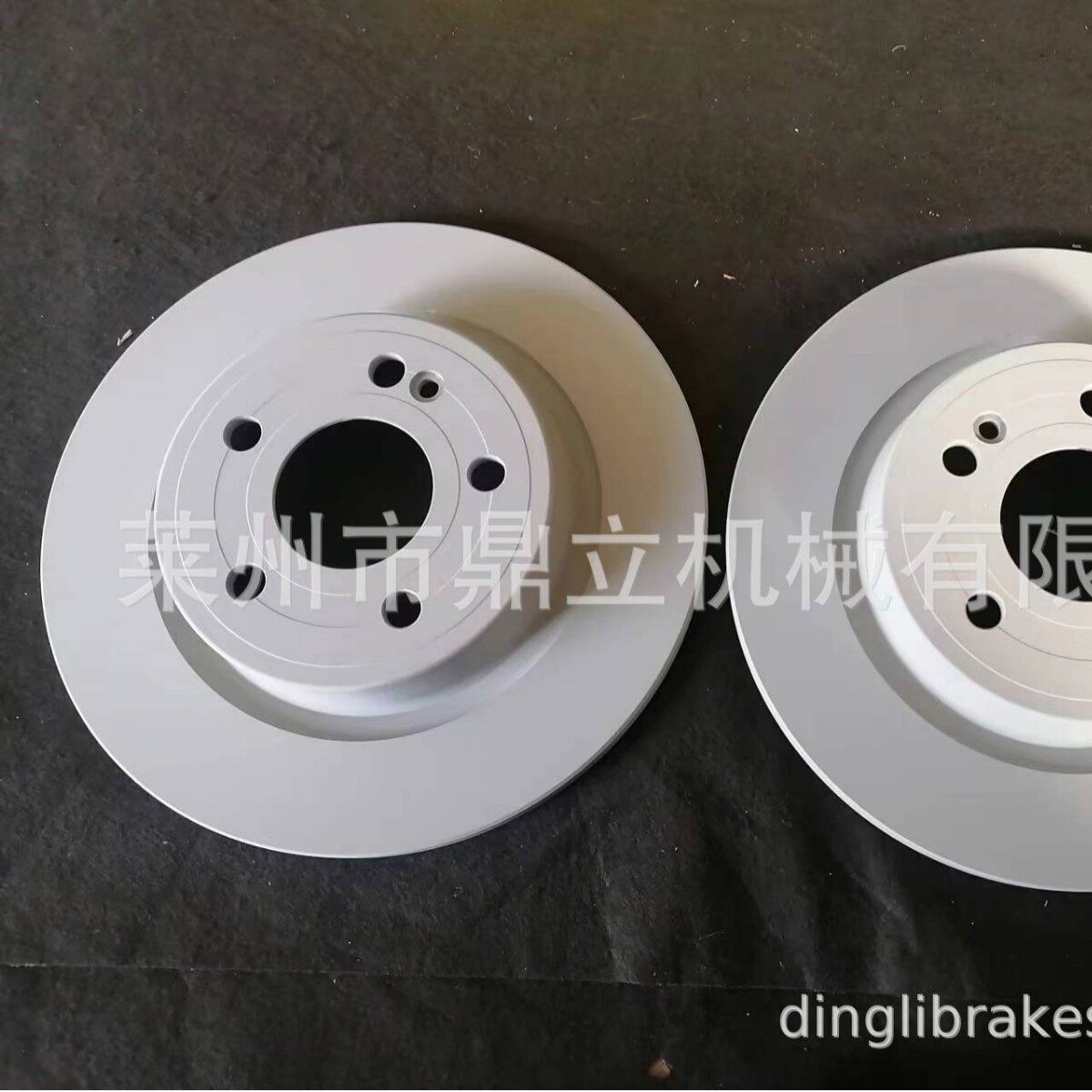 2474230212适用于奔驰W177 CLA后刹车盘低价批发现货供应工厂直售