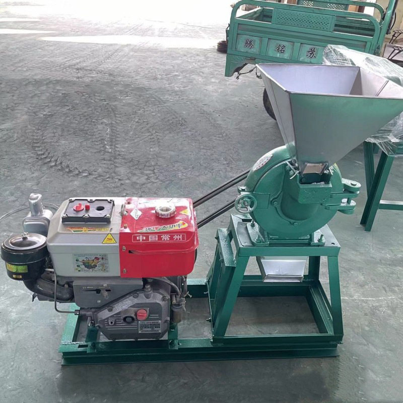 出口8马力柴油粮食磨粉机双工牌300型家用小型齿盘粉碎机花椒打粉