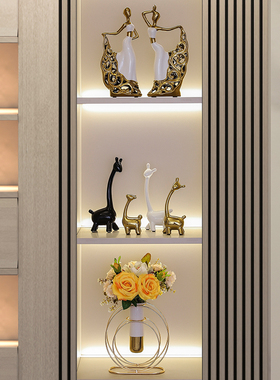 创意一家四口鹿摆件轻奢酒柜装饰品现代I客厅玄关电视柜家居工艺