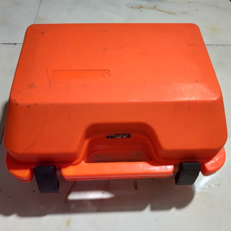 leica/徕卡 GPR1 三棱镜组 全站仪棱镜 反射棱镜系统基座 带箱子