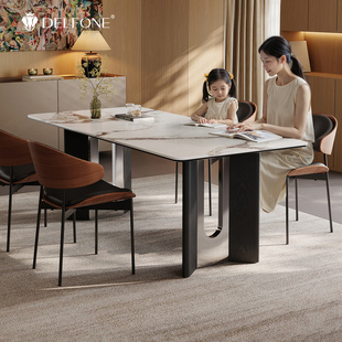 德利丰意式极简肌理大师岩板餐桌小户型家用长方形饭桌不锈钢桌椅