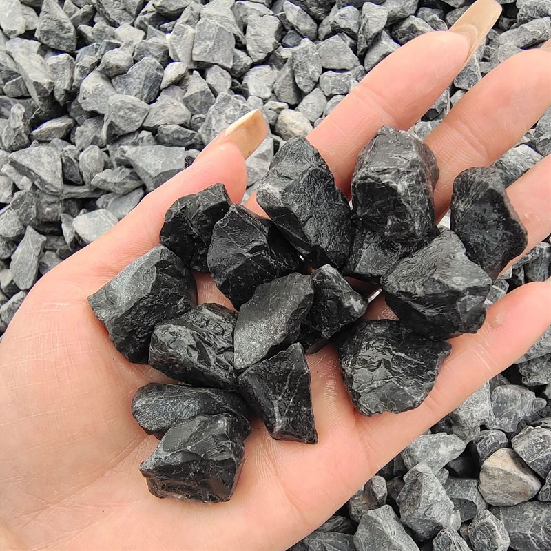 黑石子黑色水洗石枯山水造景砾石G机制水磨石子黑色碎石卵石