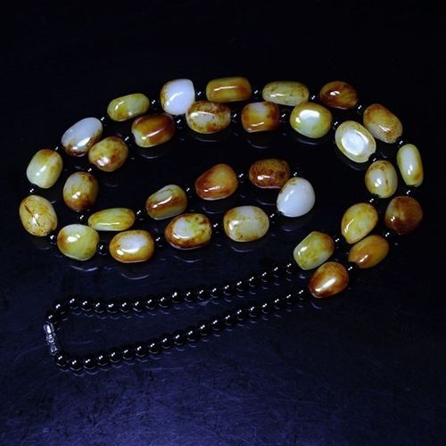 厂家新疆和田玉山料m原石青白玉散珠小籽料带皮长款高档项链玉石