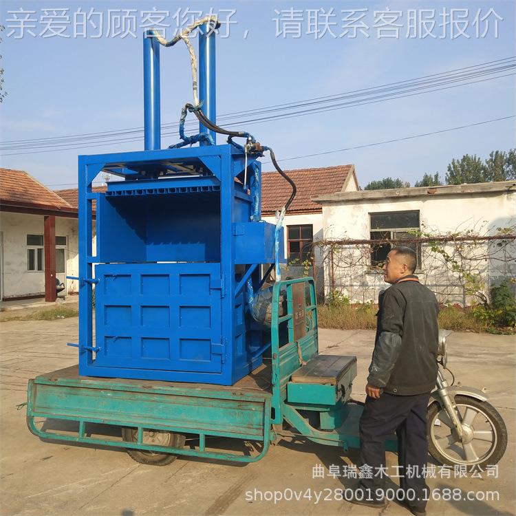 饮料瓶易罐废料压缩打GIC拉包机 塑料瓶罐压打包包机 液垃圾压机