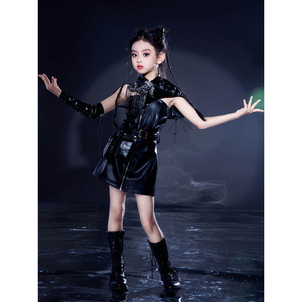 女童黑色皮裙坎肩机车服追风少年潮帅吃鸡战服儿童模特走秀服T台6