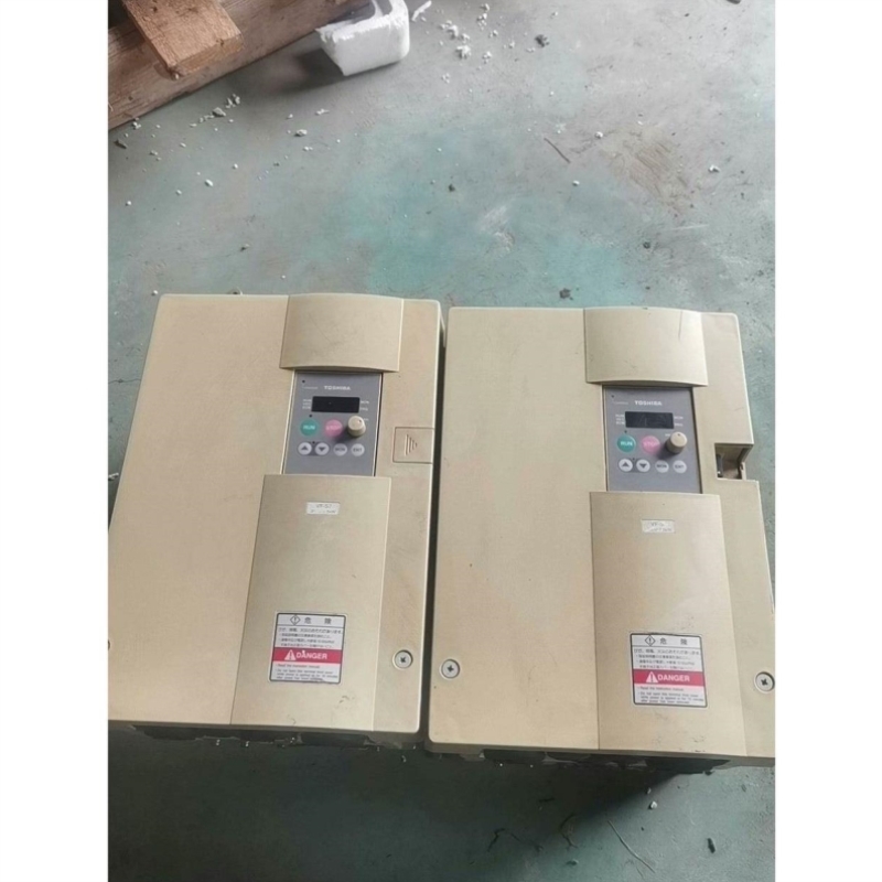 议价东芝变频器VFS7-2075P2两台7.5KW. 22