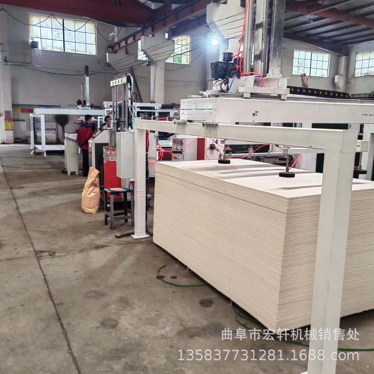 龙门架玻镁板覆彩钢板设备 自动上板木饰面平贴机 镀锌风管覆膜机