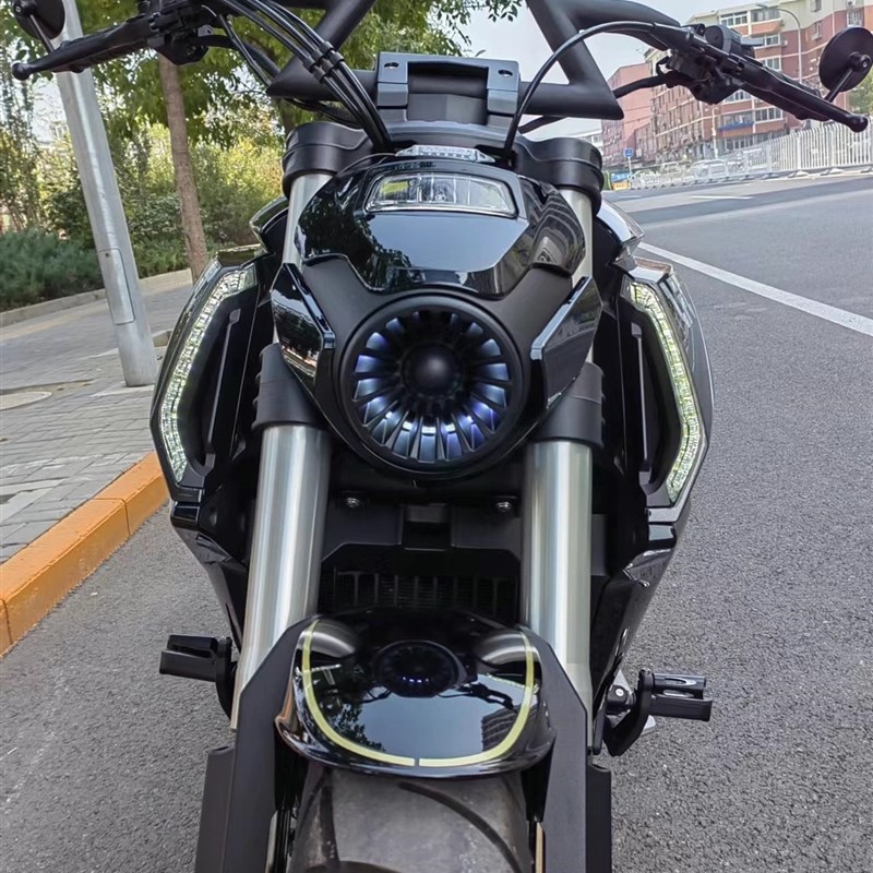 适用于奔达燎700摩托车改装前J移闪电把复古闪电车把