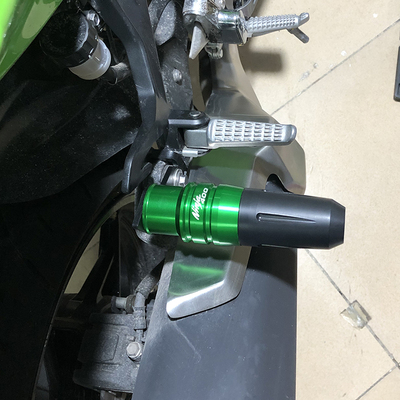 适用川崎忍者NINJA400 Z40018-22年改装排气管防摔W球保护杠防摔