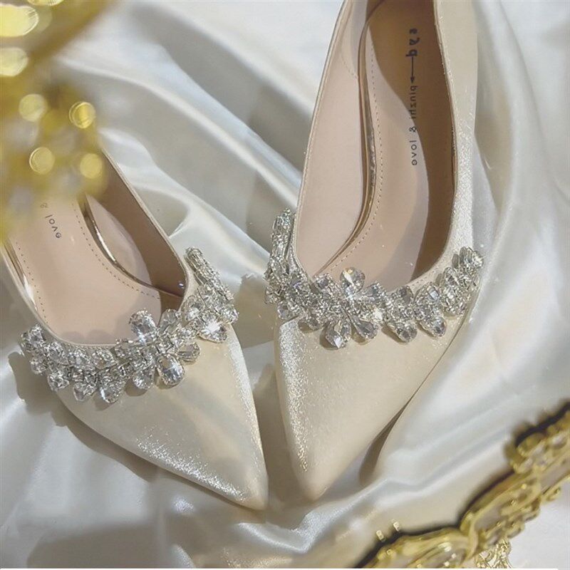 极速绸缎面婚鞋主婚纱新娘s鞋秀禾两穿水钻结婚订婚高跟鞋细跟202