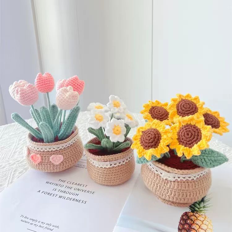 毛线钩织自制永生花摆件手工DIY郁金香小雏菊花束盆栽材料包