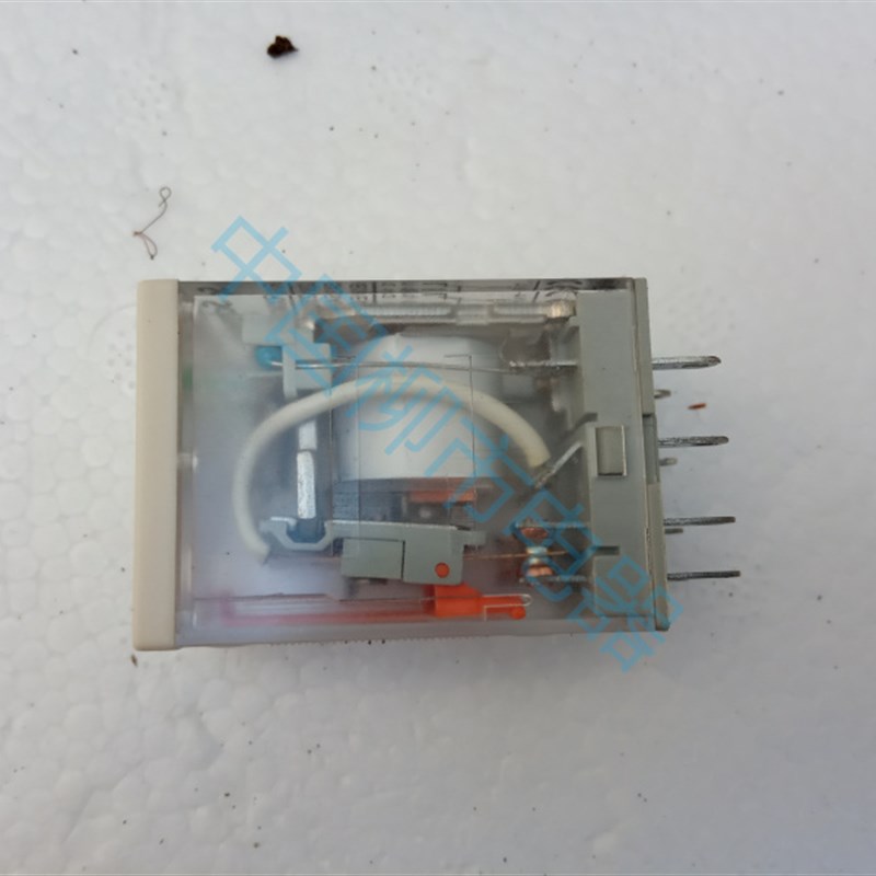 中间小型电磁继电器RXM2LBn2BD RXM2LB2P7 RXM4LB2BD RXM4LB2P724
