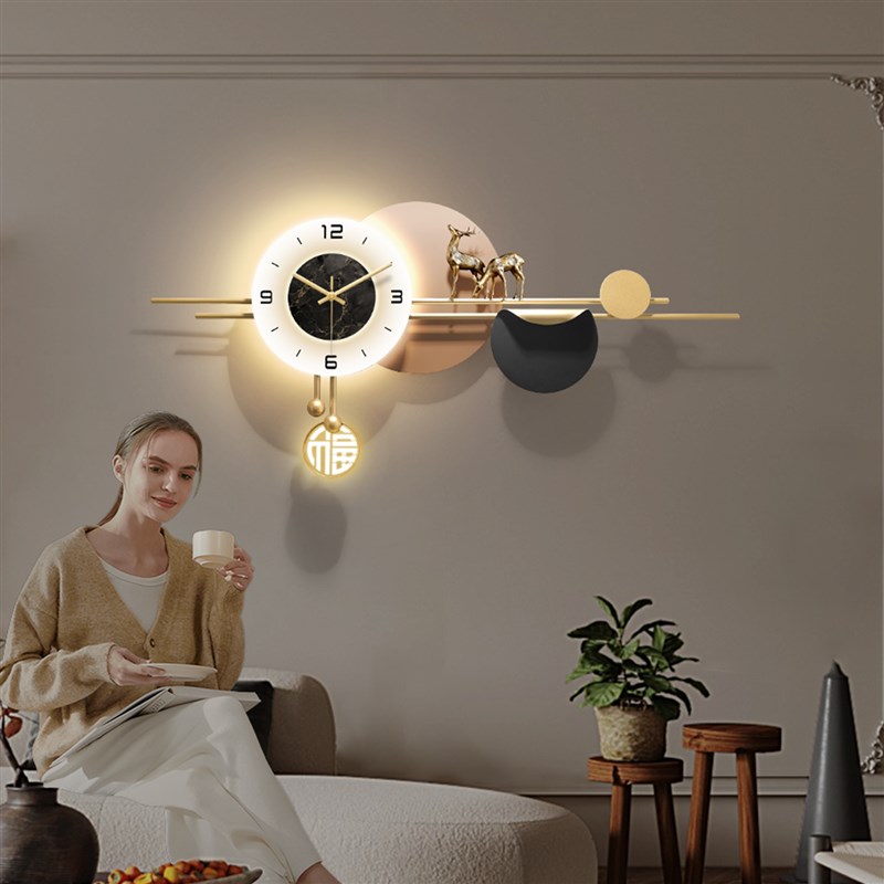 轻奢创意钟表e客厅家用挂钟2025年新款时钟挂墙现代简约餐厅挂表