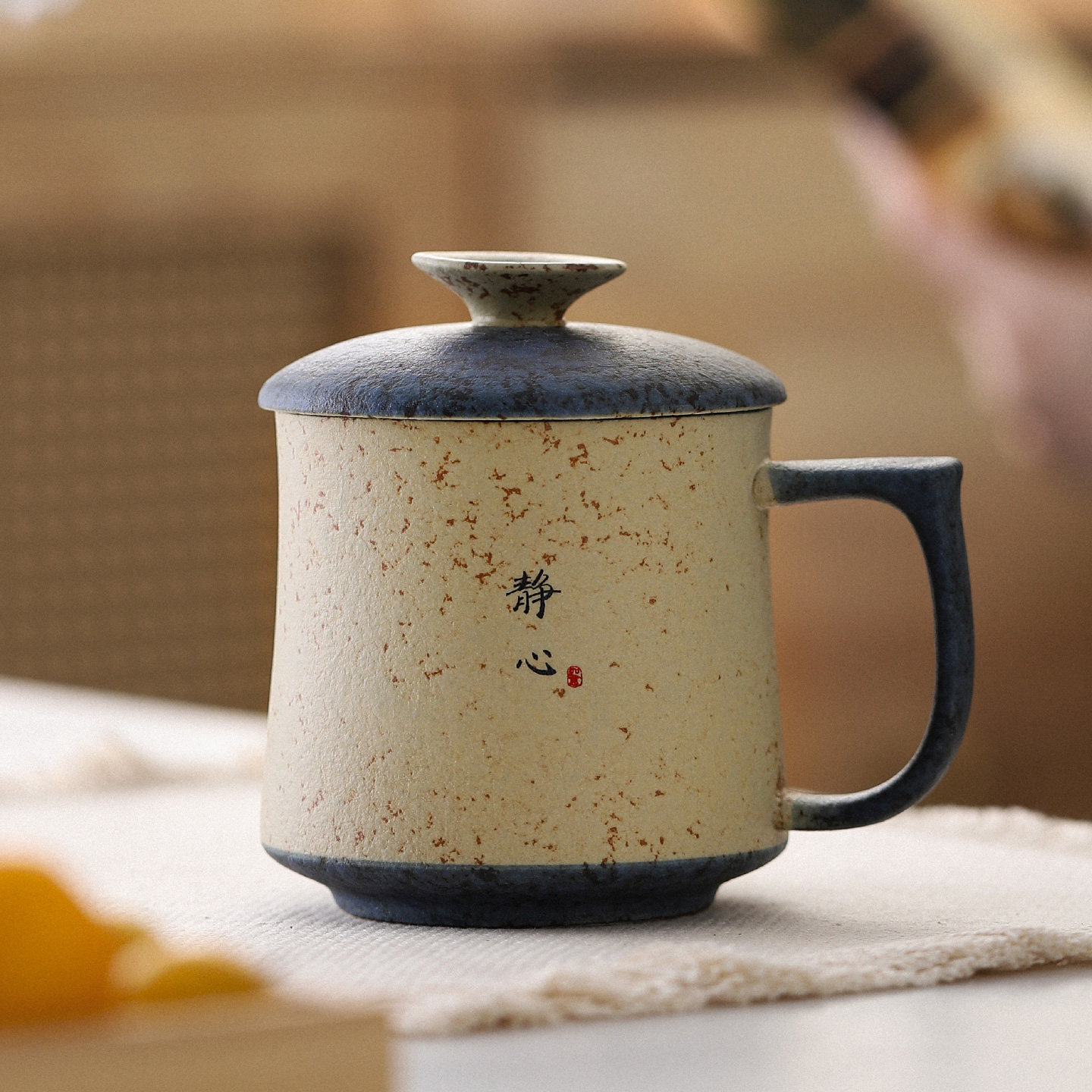 火石红陶瓷茶杯办公杯带盖子泡茶杯个人专用2026新款大容量马克杯图片