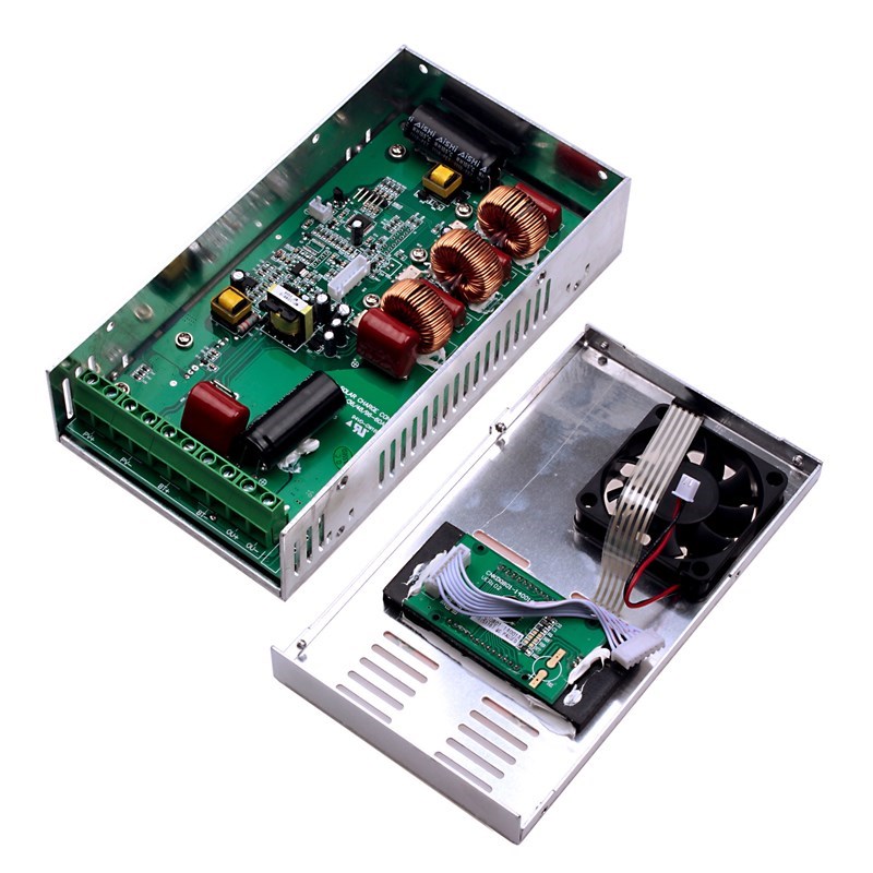 MPPT太阳能控制器12V24V36V48V智能识K别电压60A太阳能充电控制器