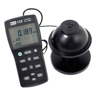 台湾泰仕TES-133光照度测试仪 H光通量计流明度测试仪照度计
