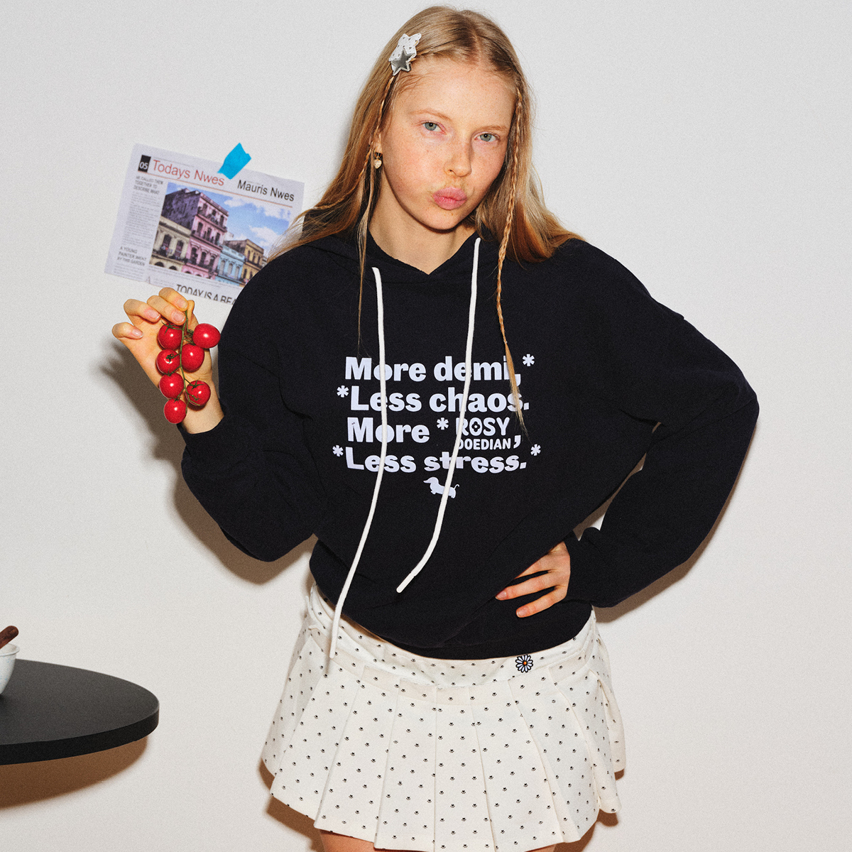 demi et demi×ROSYDOEDIAN赵露思联名100%棉印花连帽套头卫衣