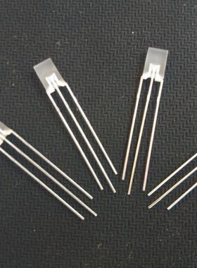 LED发光二极管257雾状红2*5*7白发红色2X5X7MM红灯长脚 长方形背