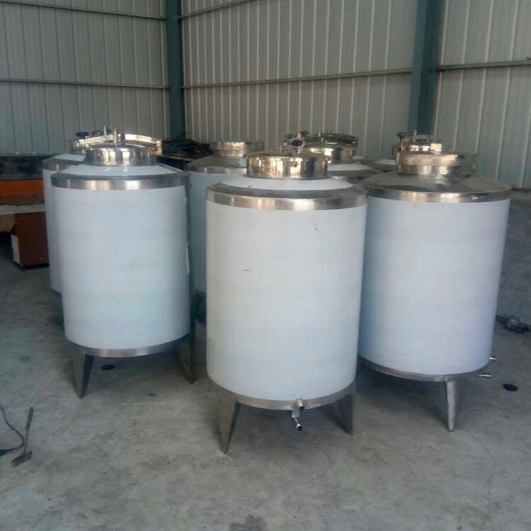 供应不锈钢圆形酒容器 无菌恒温储酒罐 优质不锈钢酿酒设备厂家