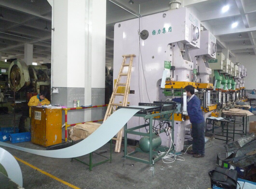 气动送料机AF-6C,丰甲空气自动送料机 200mm宽空气2.0厚送料机