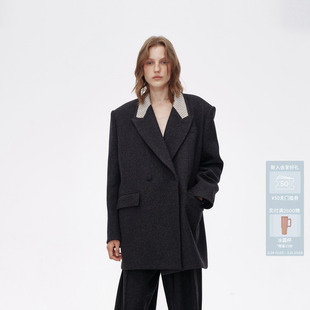 AVVENN箱型裁剪弧面本布包扣领口撞色西装 AM90101697