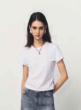 【秦岚同款】AVVENN简约百搭字母绣花微合身短袖T恤AK11001501