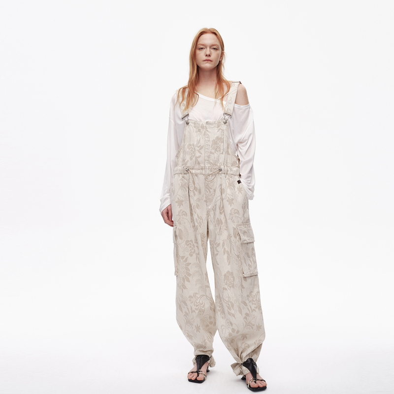 AVVENN2025夏季自然花卉印花包容直筒慵懒牛仔背带裤AL31311654