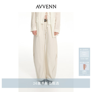 AVVENN弯刀咖色撞色线条牛仔长裤 AK31302609 附咖色腰带