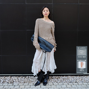 AVVENN撞色不对称镂空针织两件套蕾丝连衣裙AK11101713