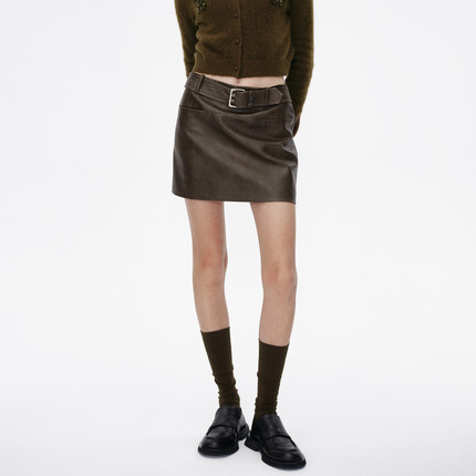 AVVENN冬季质感金属拉链做旧水洗PU棕咖色短裙AM91501673