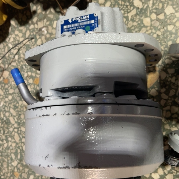 c法国POCLAIN波克兰液压马达MS02-1-12A-R0【议价】