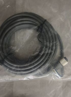 【顺庆】OMRON欧姆龙传感器，灰色4芯双端5米 XS2F-D421【议价】