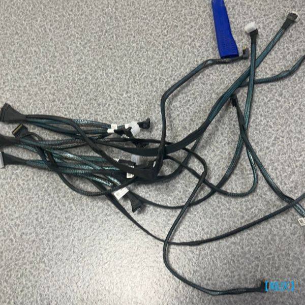 【顺庆】全新 Dell R750 12背板  后置 2.5*4背板S【议价】