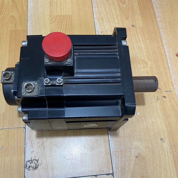 【顺庆】三菱伺服电机HF-SP352B实物图，成色如图，功能测试包好