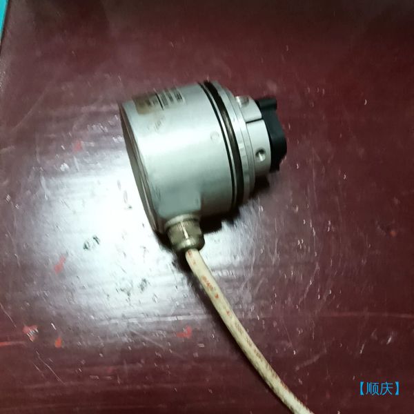 【顺庆】出HELGOSTER品牌的旋转编码器，型号为402-8000【议价】
