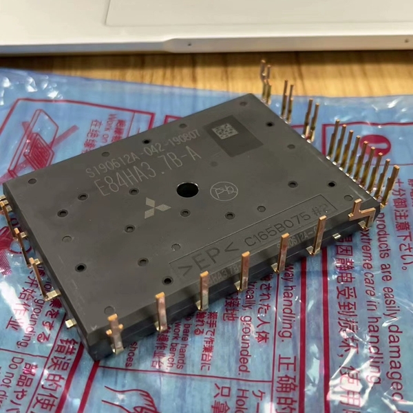 【顺庆】三菱E840模块 全新E84HA0.4B-A【议价】