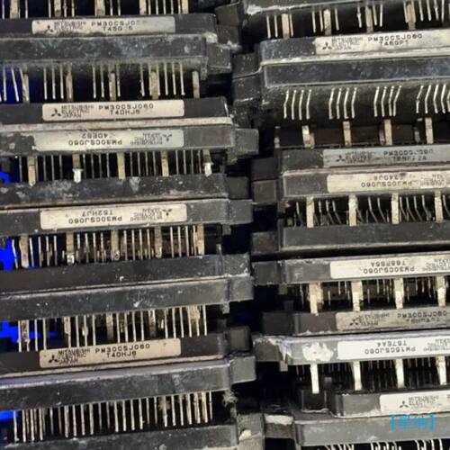 【星纳】PM30CSJ060IGBT模块PM10CSJ060 IGB【议价】