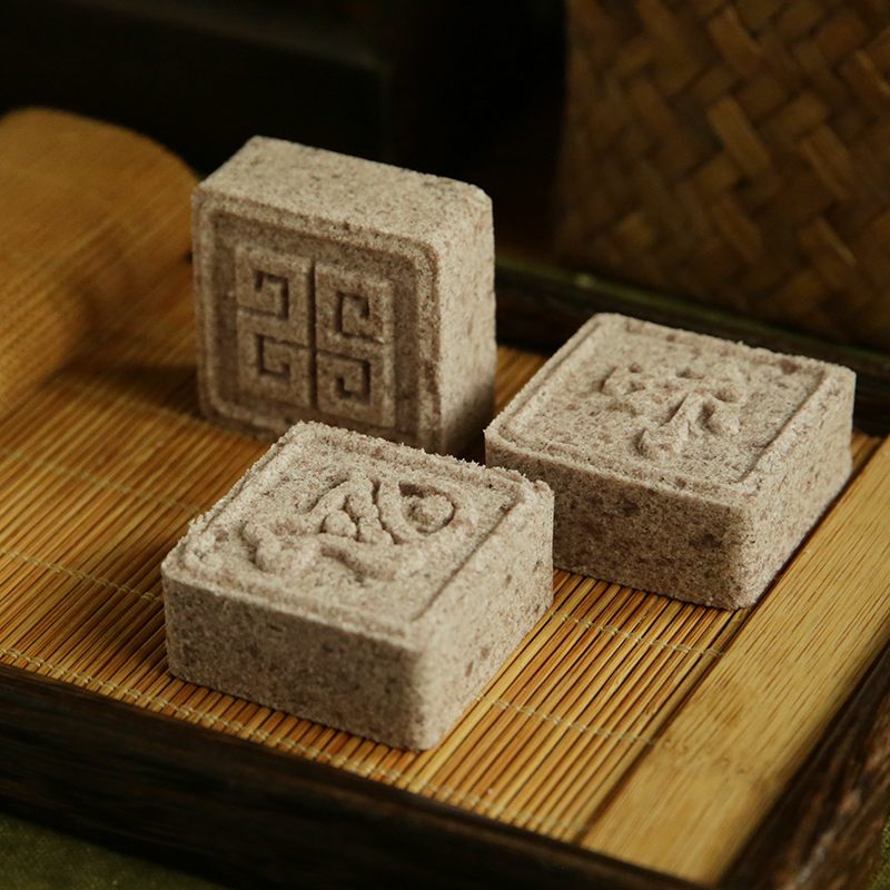 杭策非遗黑米芡实糕米糕