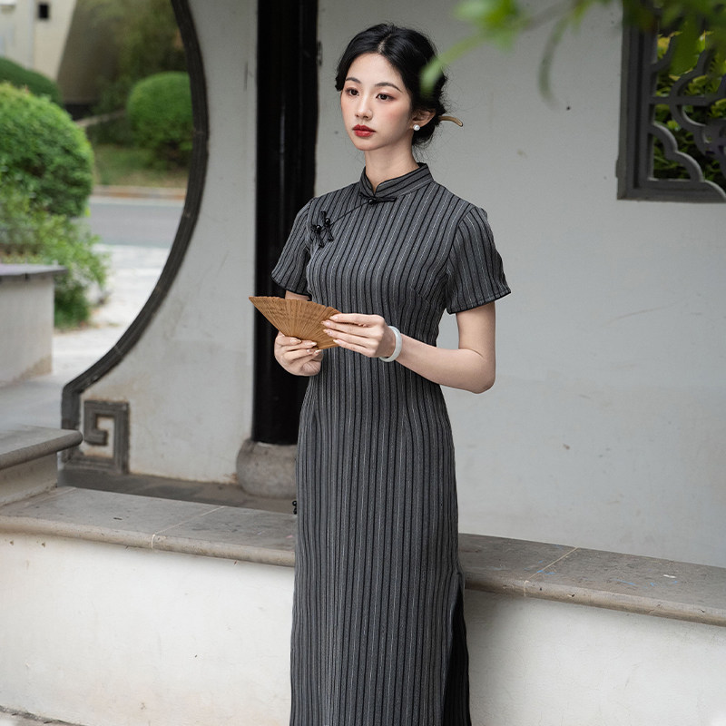 2024的新中式民国风改良旗袍年轻款少女高级感绝美学生夏季连衣裙