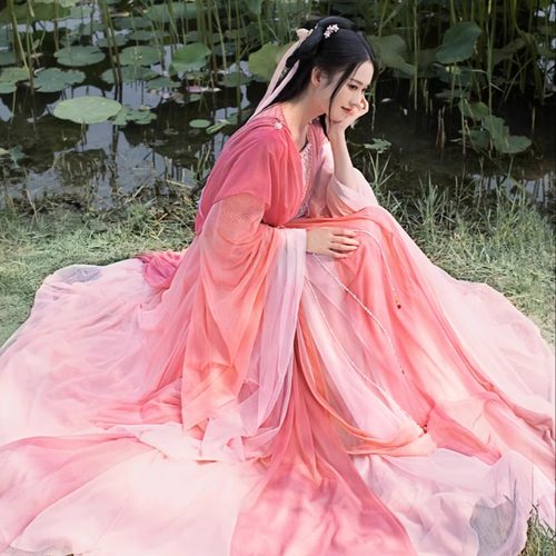 沉香如屑复刻典藏杨紫同款汉服