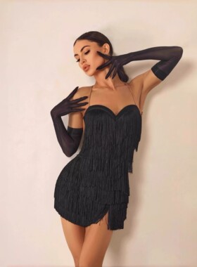 2026新款女成人拉丁舞比赛服吊带连衣裙露背加密流苏演出服套装