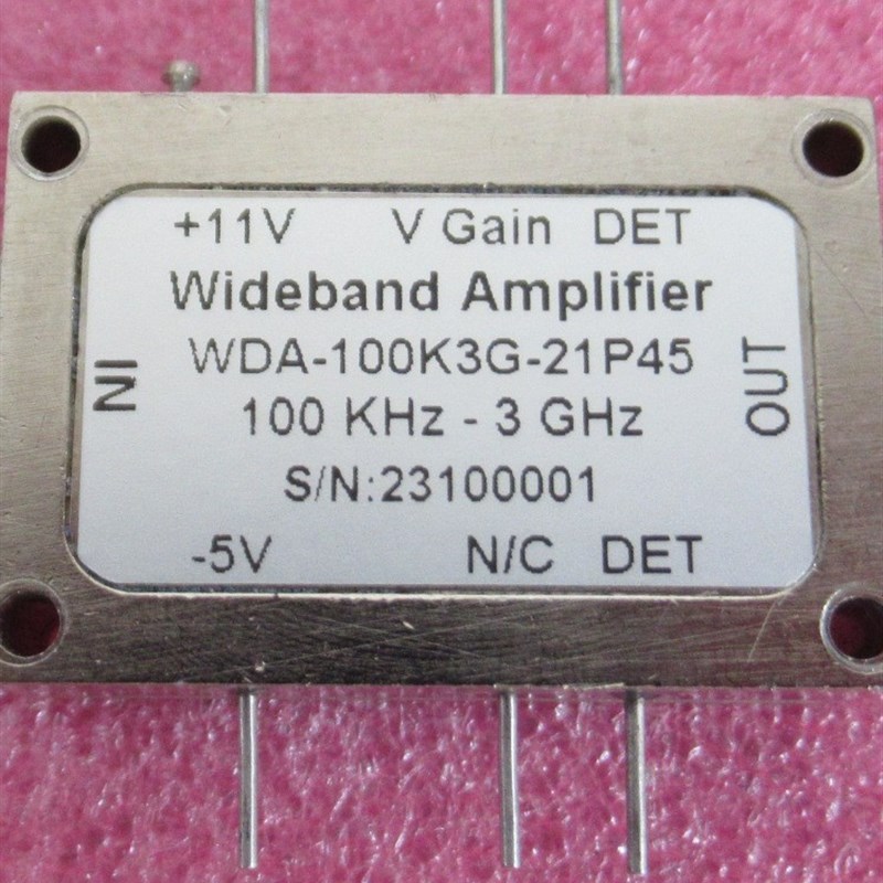 100KHz-3GHz 45dB 21dBm 增益可调0-30dB 射频TVGC增益控制放大器