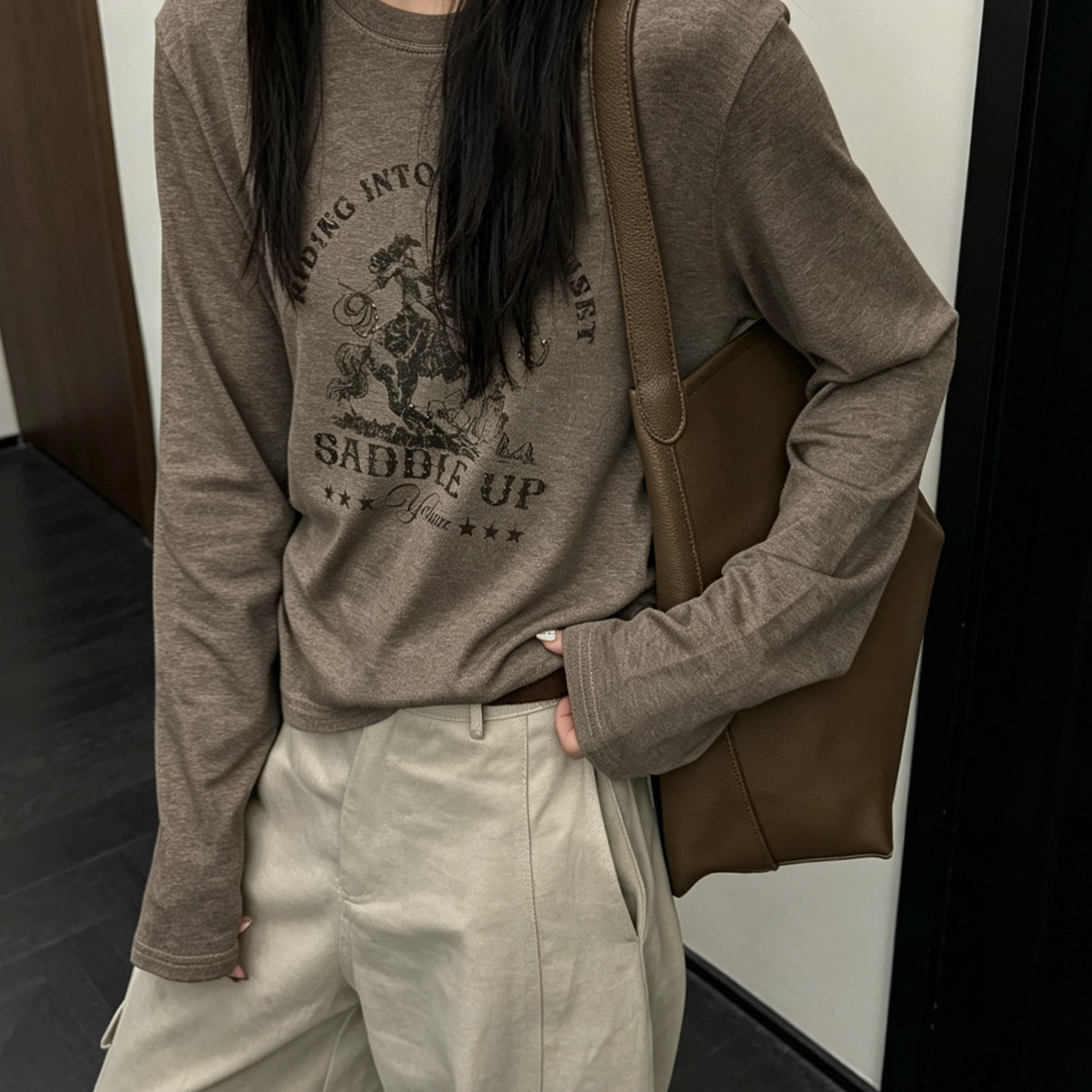 meet up studio-高弹面料撞色印花下摆抽褶显瘦长袖T长袖T恤51596图片