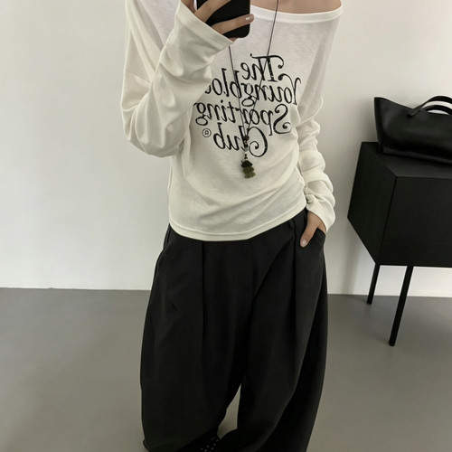 meet up studio-容性强压褶细节配项链斜肩T长袖T恤(配项链)51329