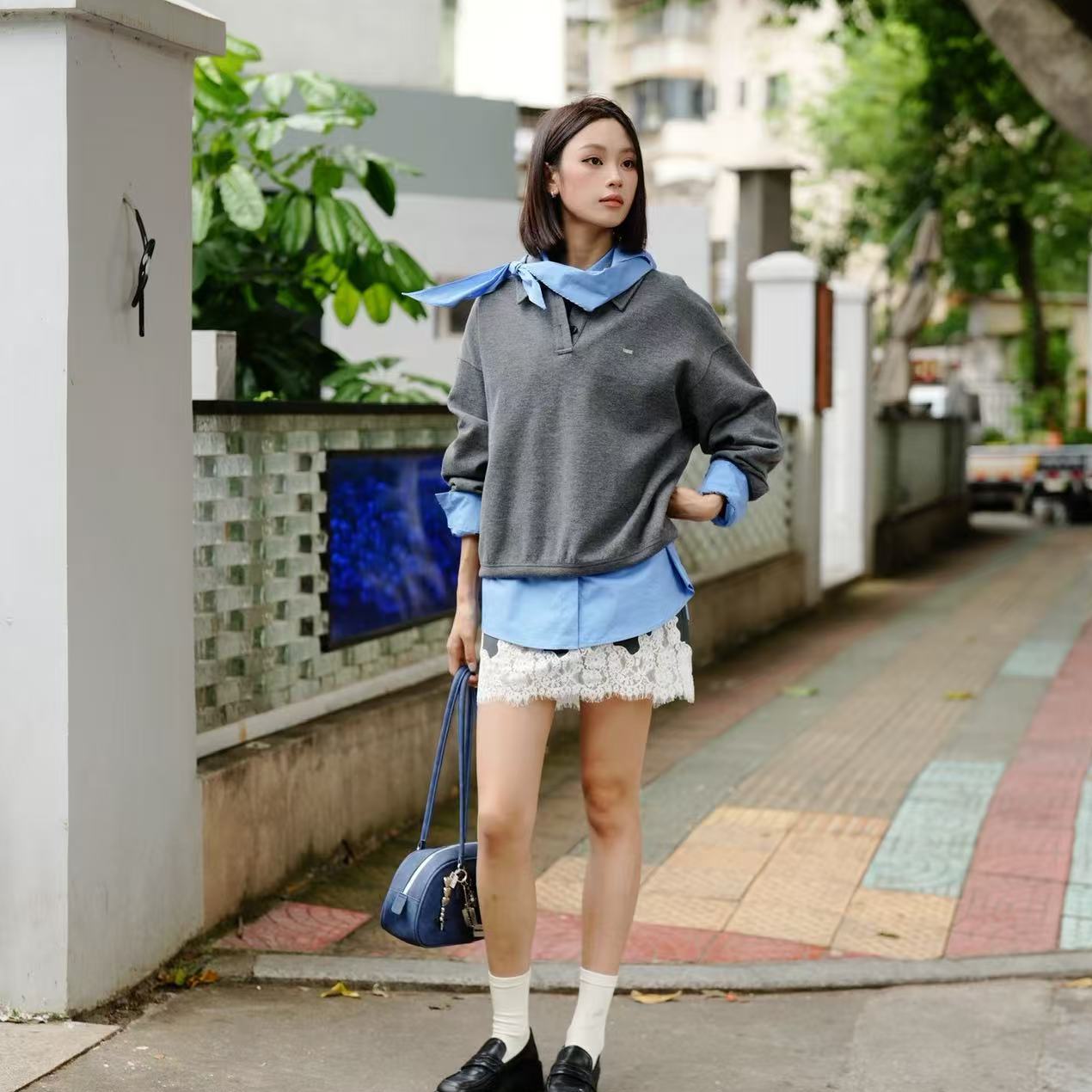 Annenono拆卸的三角巾长袖衬衫