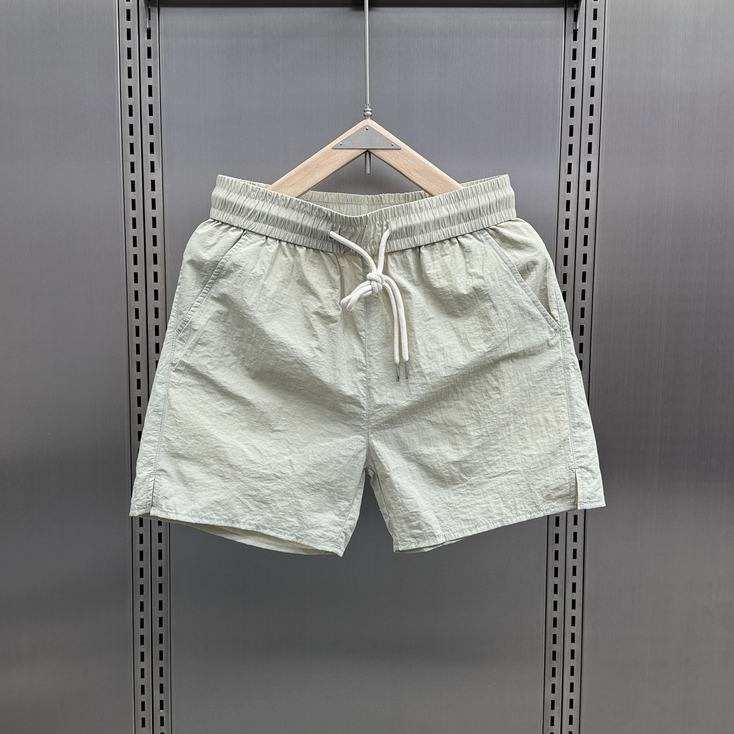 夏季薄款透气速干短裤