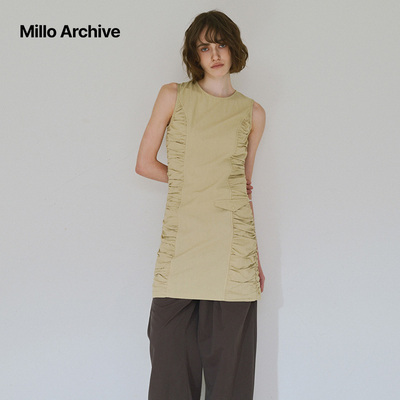 Millo Archive2025新款圆领迷你无袖女士连衣裙修身时尚褶皱设计