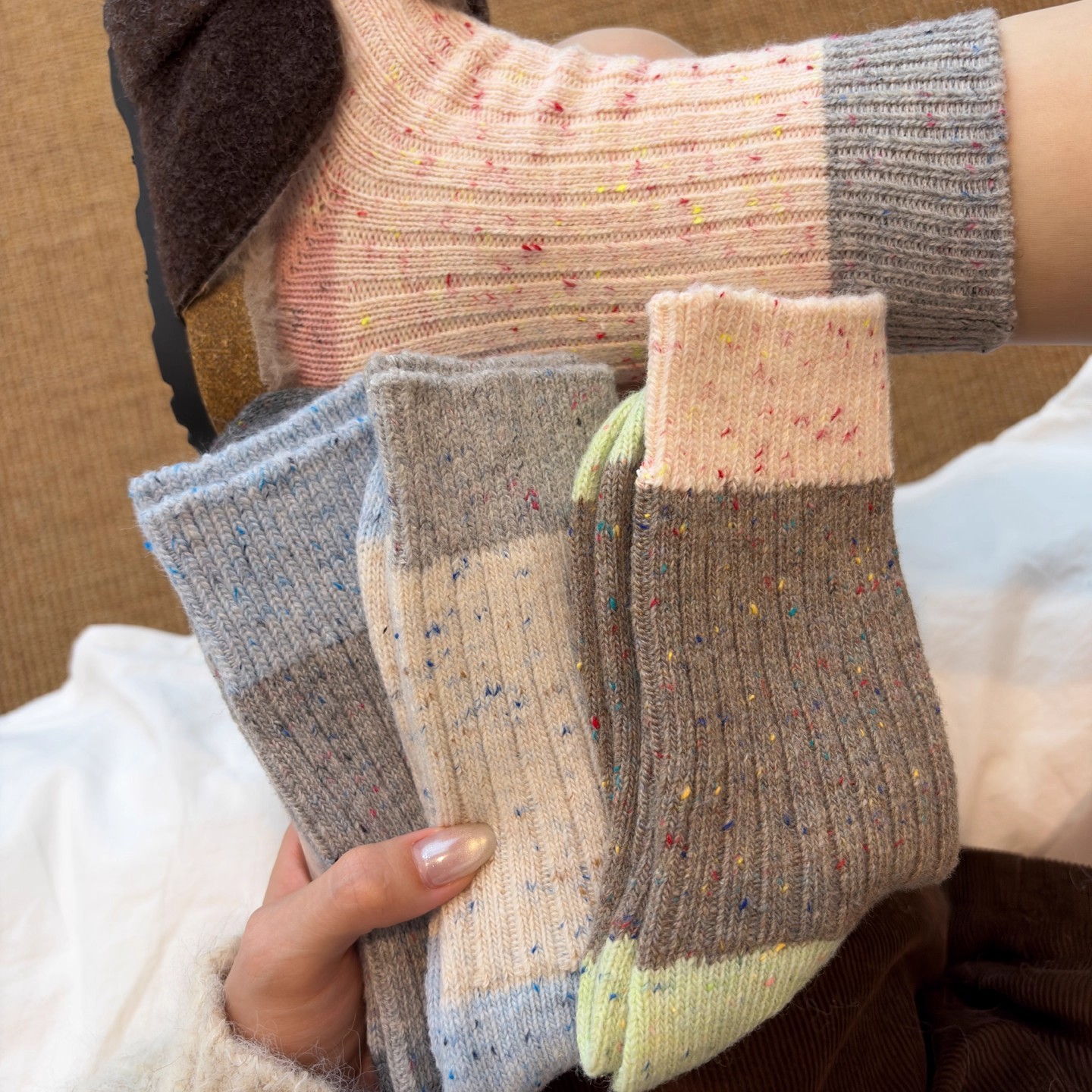 粗线撞色点子纱羊毛袜子女堆堆袜