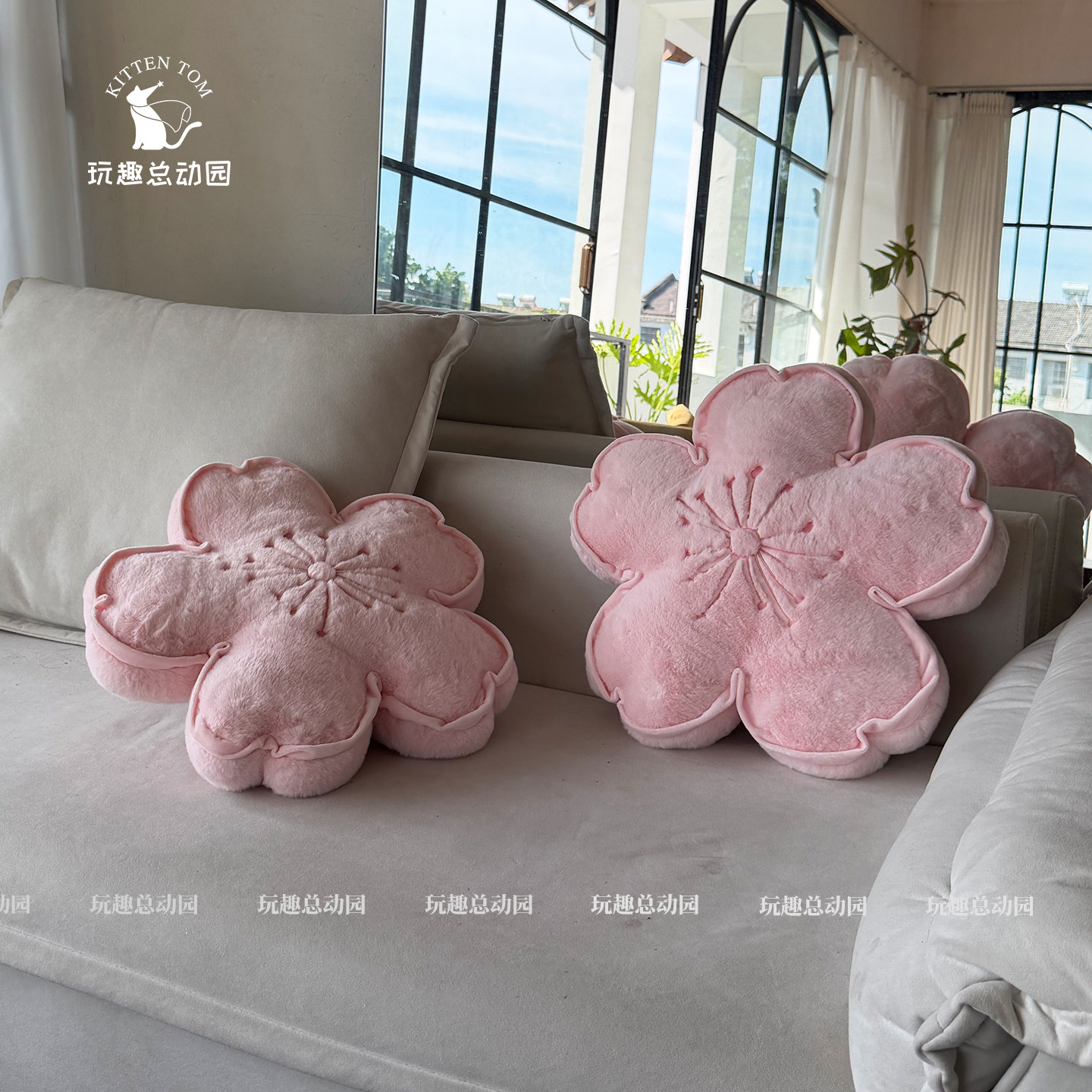 粉色樱花抱枕毛绒玩具造型玩偶沙发靠枕午睡靠垫客厅春季装饰摆件