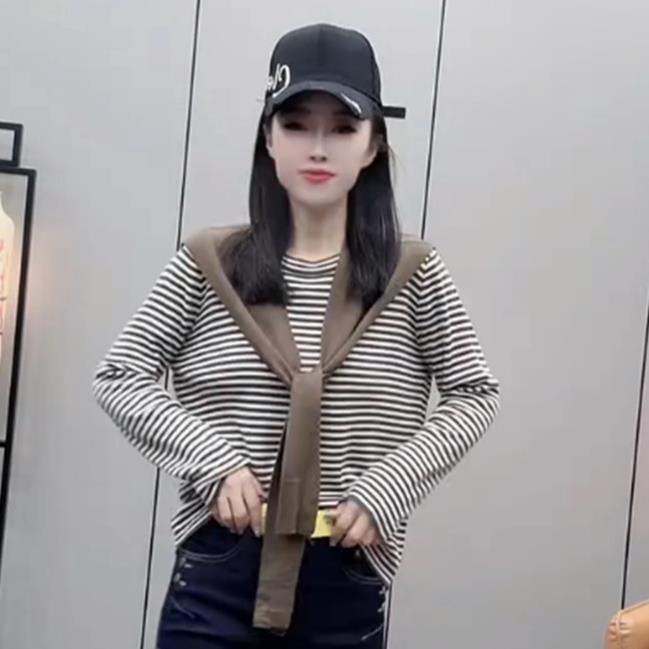2025早秋新款慵懒风洋气条纹披肩针织衫女百搭舒适休闲长袖上衣潮